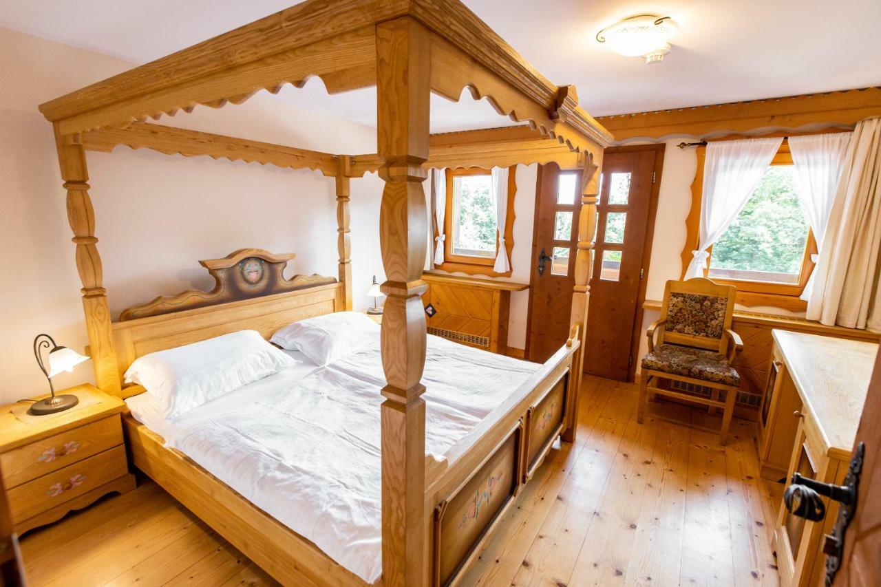 Koliba Expo Hotel Zelezna Zewnętrze zdjęcie