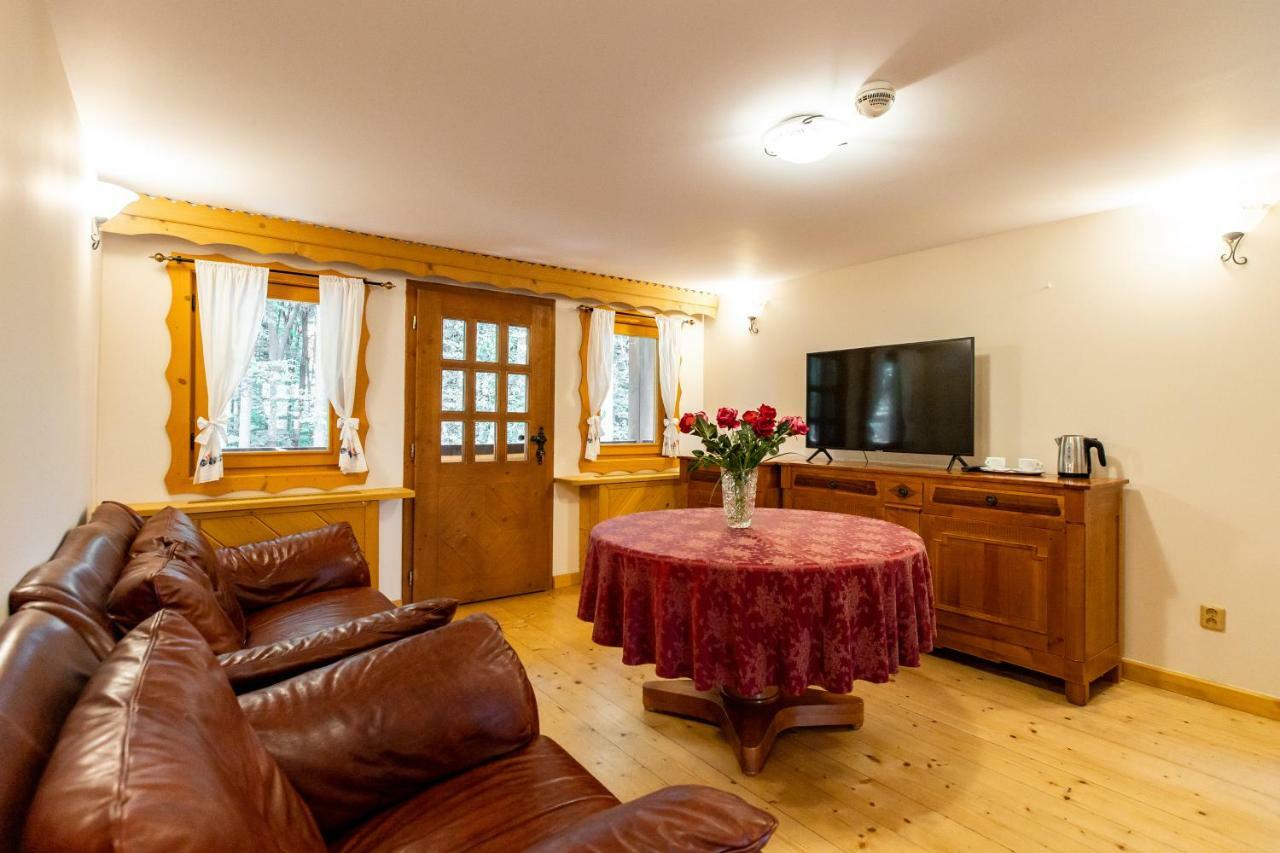 Koliba Expo Hotel Zelezna Zewnętrze zdjęcie